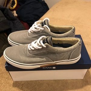 Sperrys - Grey - 9
